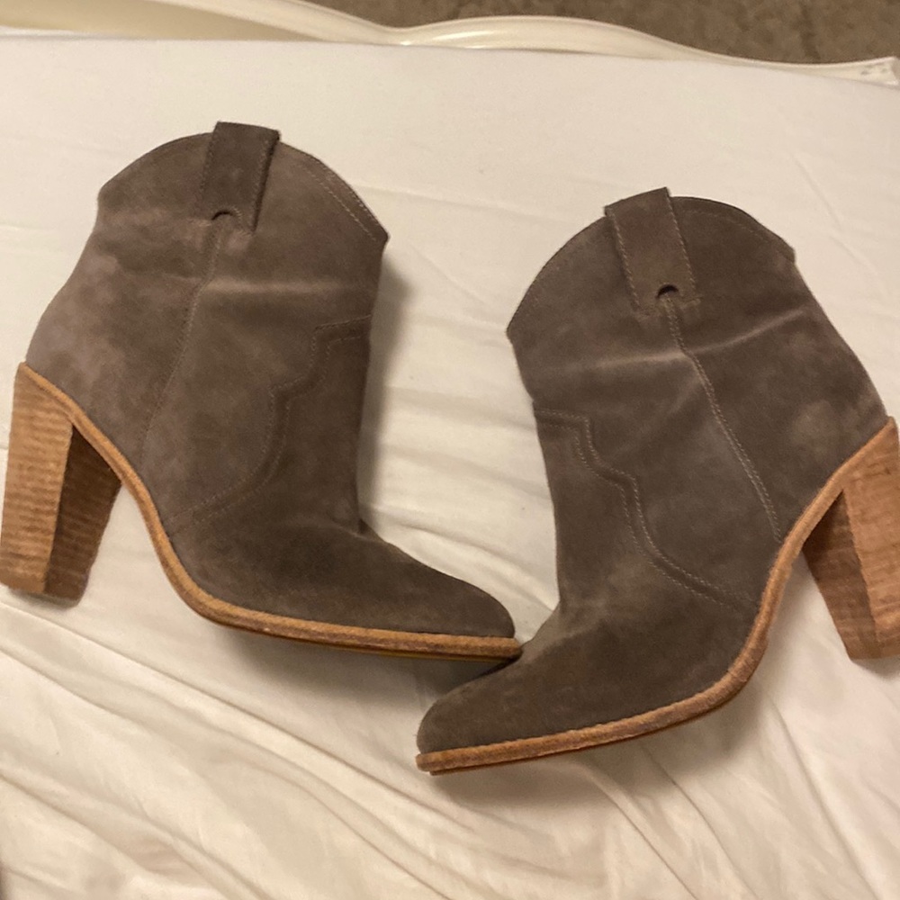 Joie Monte Western Suede Booties 38.5 Like New